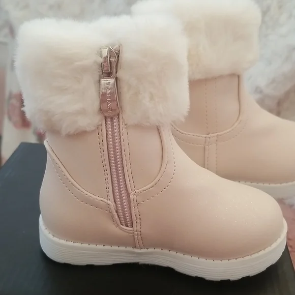 TAHARI Blush Shimmer Size 5 Toddler Boot NIB - Picture 6 of 8